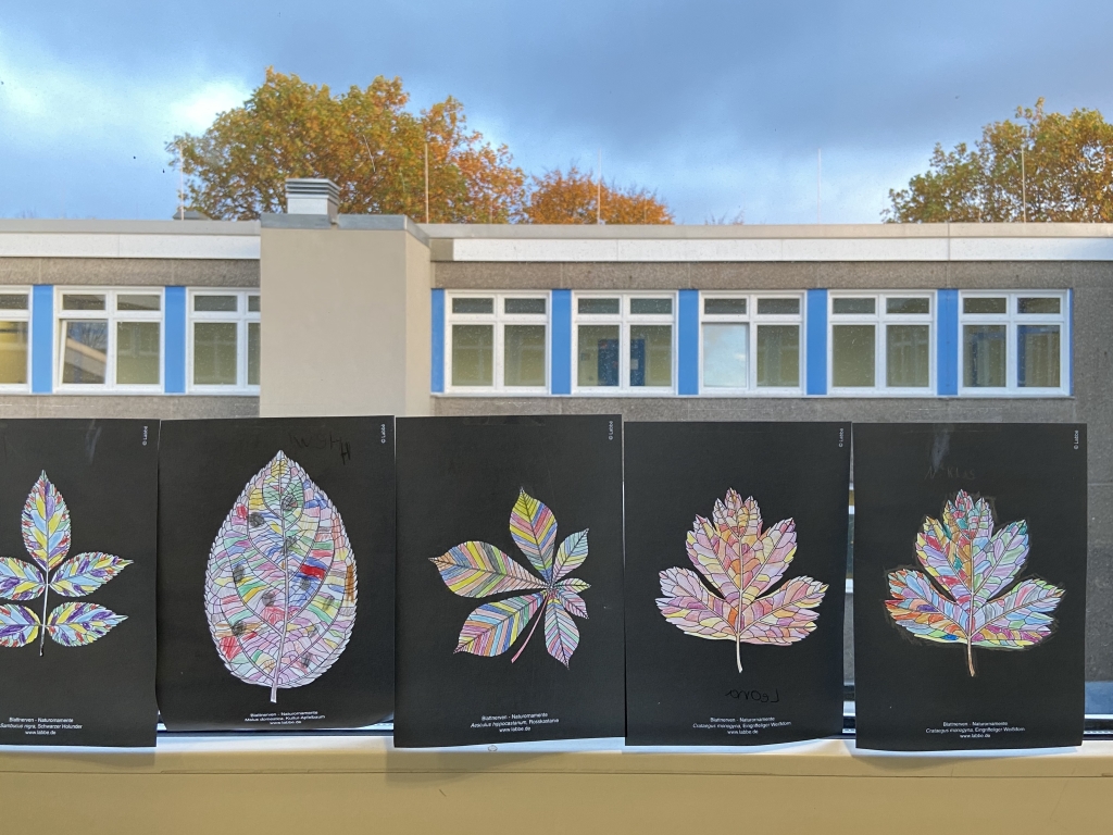 20 10 27 Mosaik Fenster 2 kl